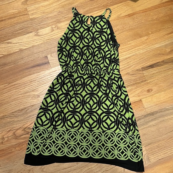 EnFocus Studios Sleeveless dress by green/ black - Picture 6 of 7